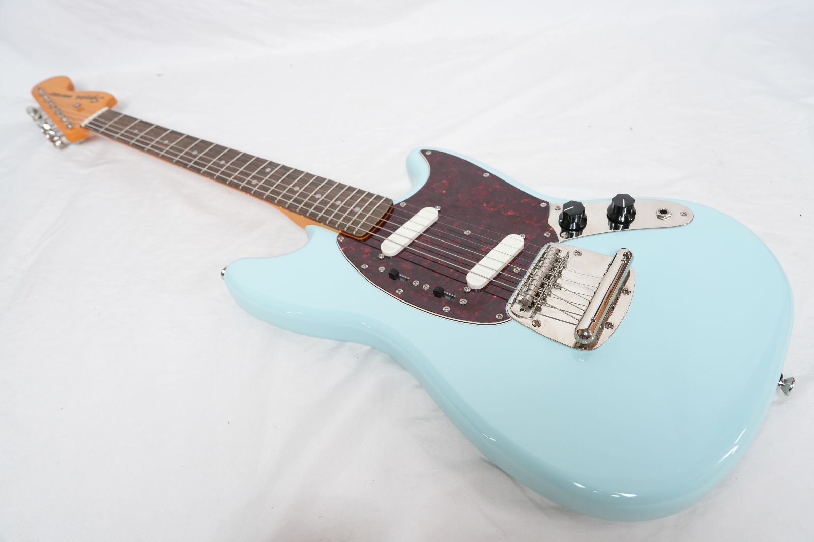 スクワイアー　ムスタング Squier by Fender Classic Vibe '60s Mustang Laurel