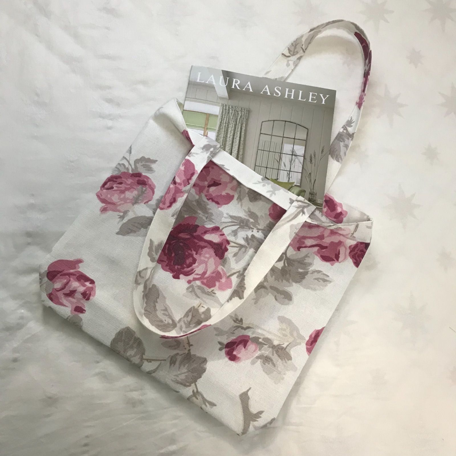 再販 LAURA ASHLEYトートポーチペンケース3点セット ロージズ カシス