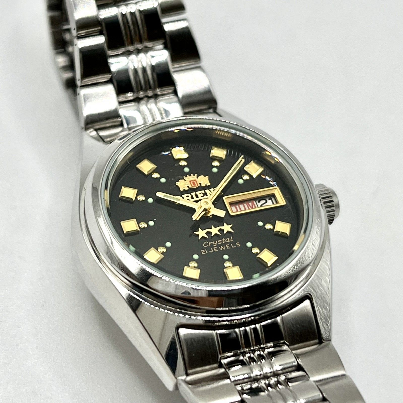 オリエント　スリースター　黒文字盤　デイデイト　自動巻きメンズ腕時計　稼働品 オリエント スリースター 黒文字盤 デイデイト 自動巻きメンズ