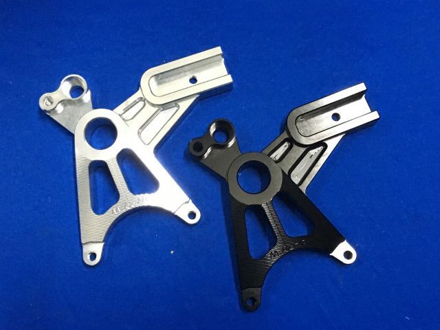 きけり リアブレーキキャリパーブラケット ZX10R 11-20 受注製造 - メルカリ