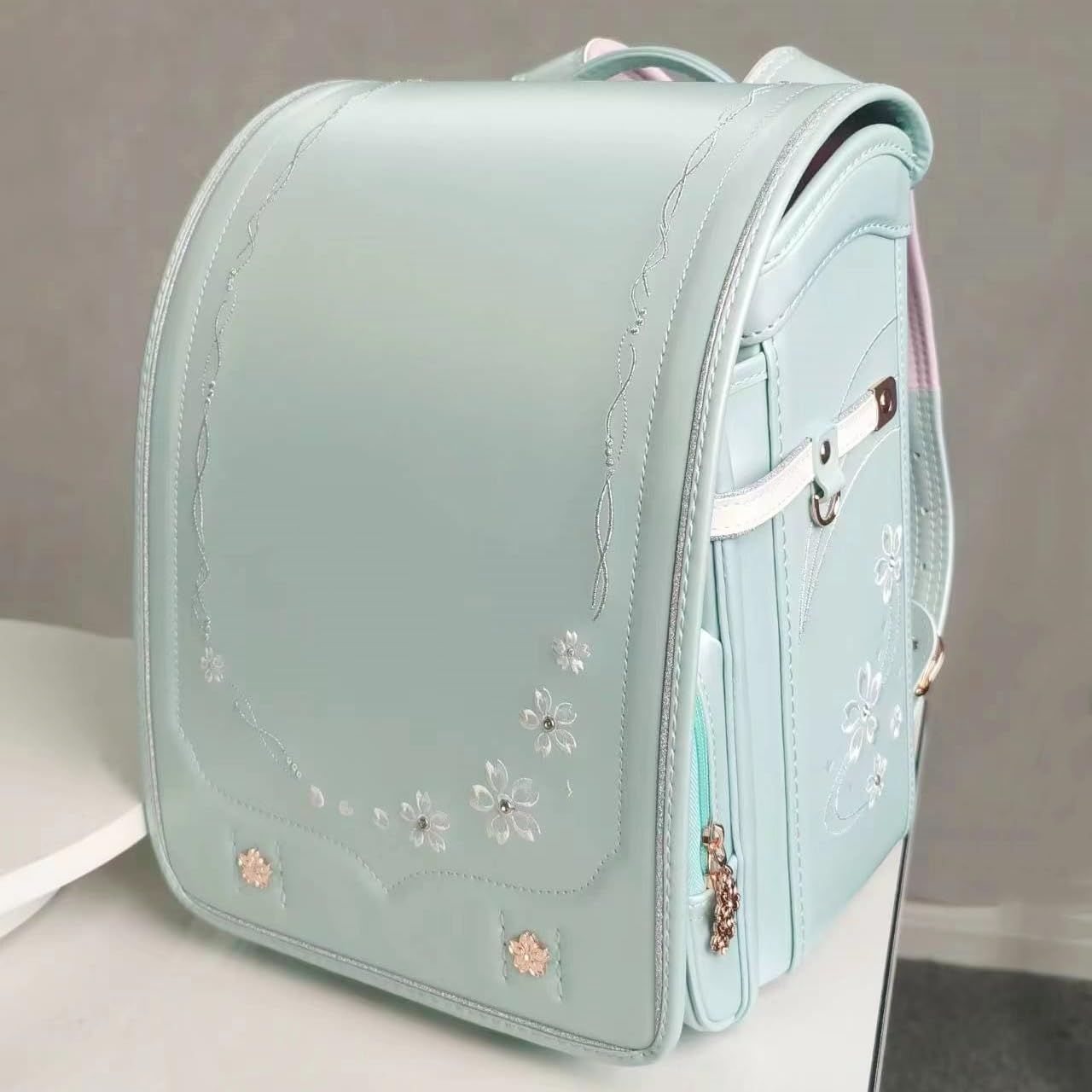 バオバブの願い 桜 ランドセル 女の子 ワンタッチロック 軽量 豪華 刺 A4フラットファイル対応 japanese schoolbag エレガント Bab-sakura New若緑