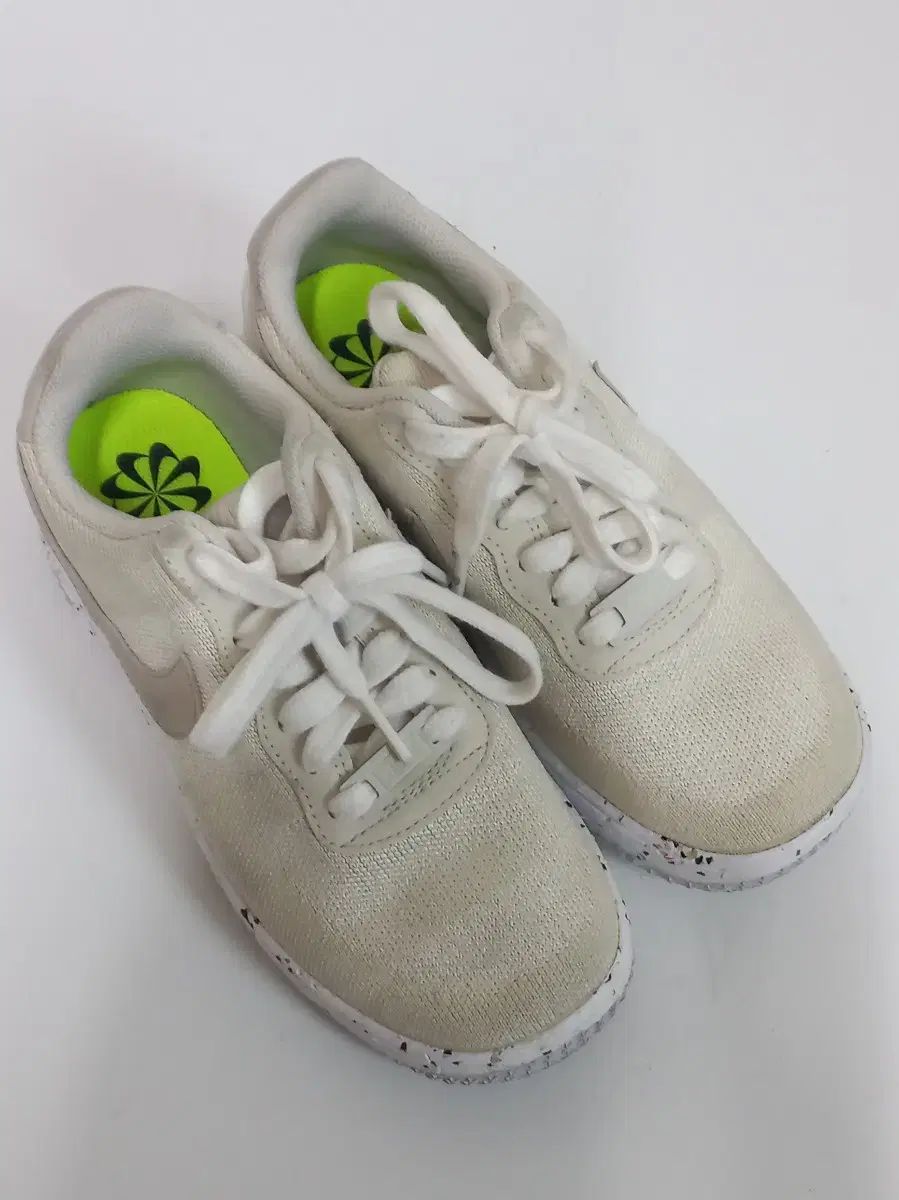 NIKE ナイキ