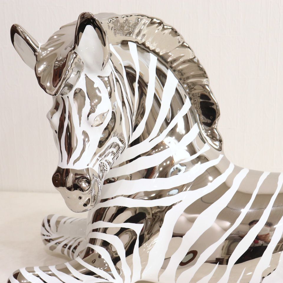 陶器 動物 ブル 置物 イタリア製 牛の置物 AHURA 陶器 動物 ブル 置物 イタリア製 牛の置物 AHURA - メルカリ