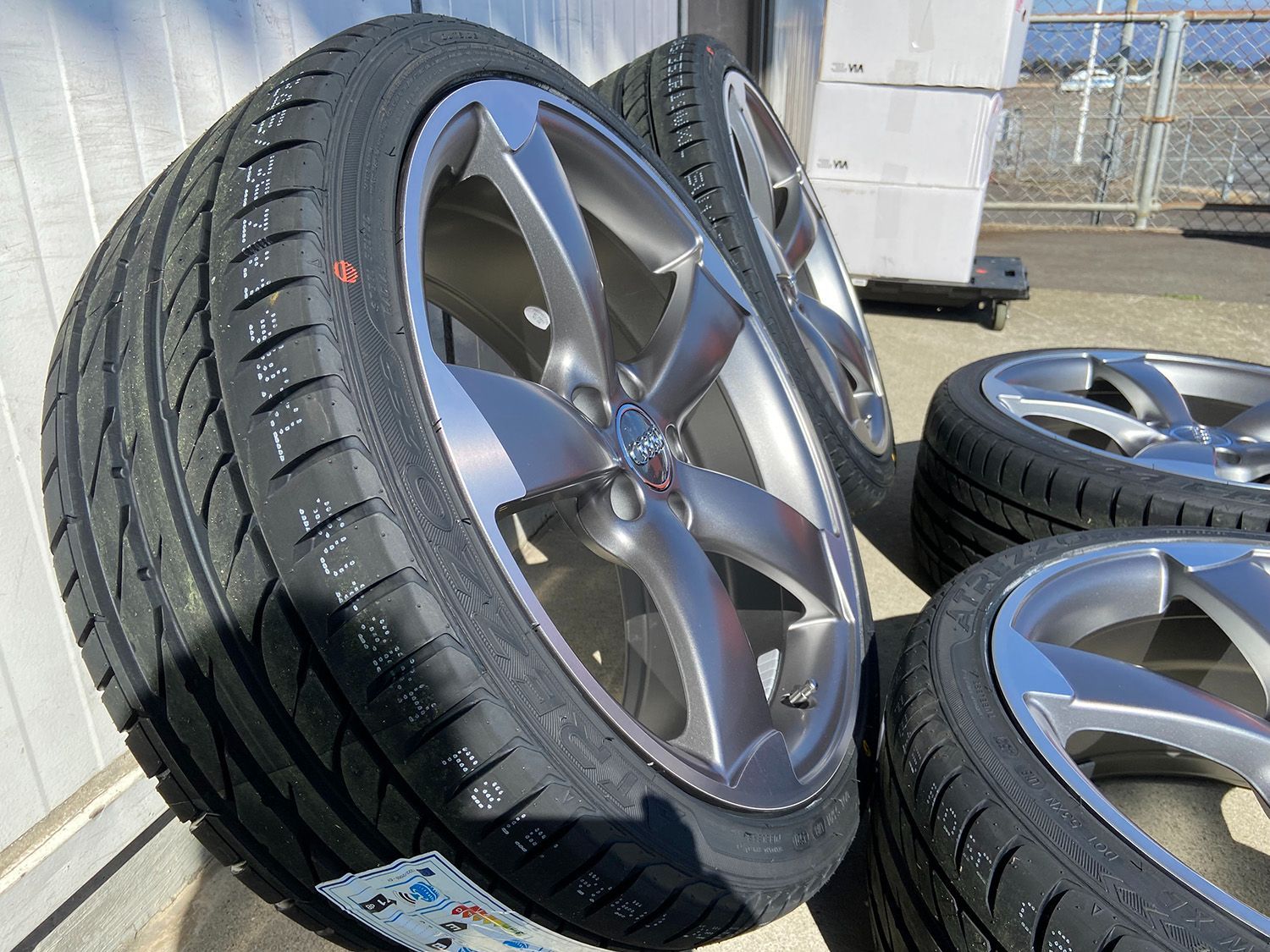 アウディ 純正ホイール 4本セット 19インチ 245/40R 19