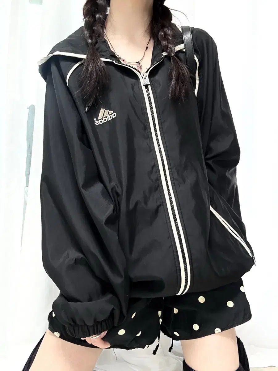 adidas アディダス