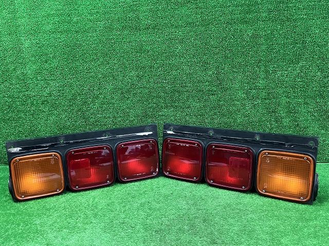 ふそう FU系 FS系 トラック用 24V テールレンズ左右 3連 220-11951 250508228