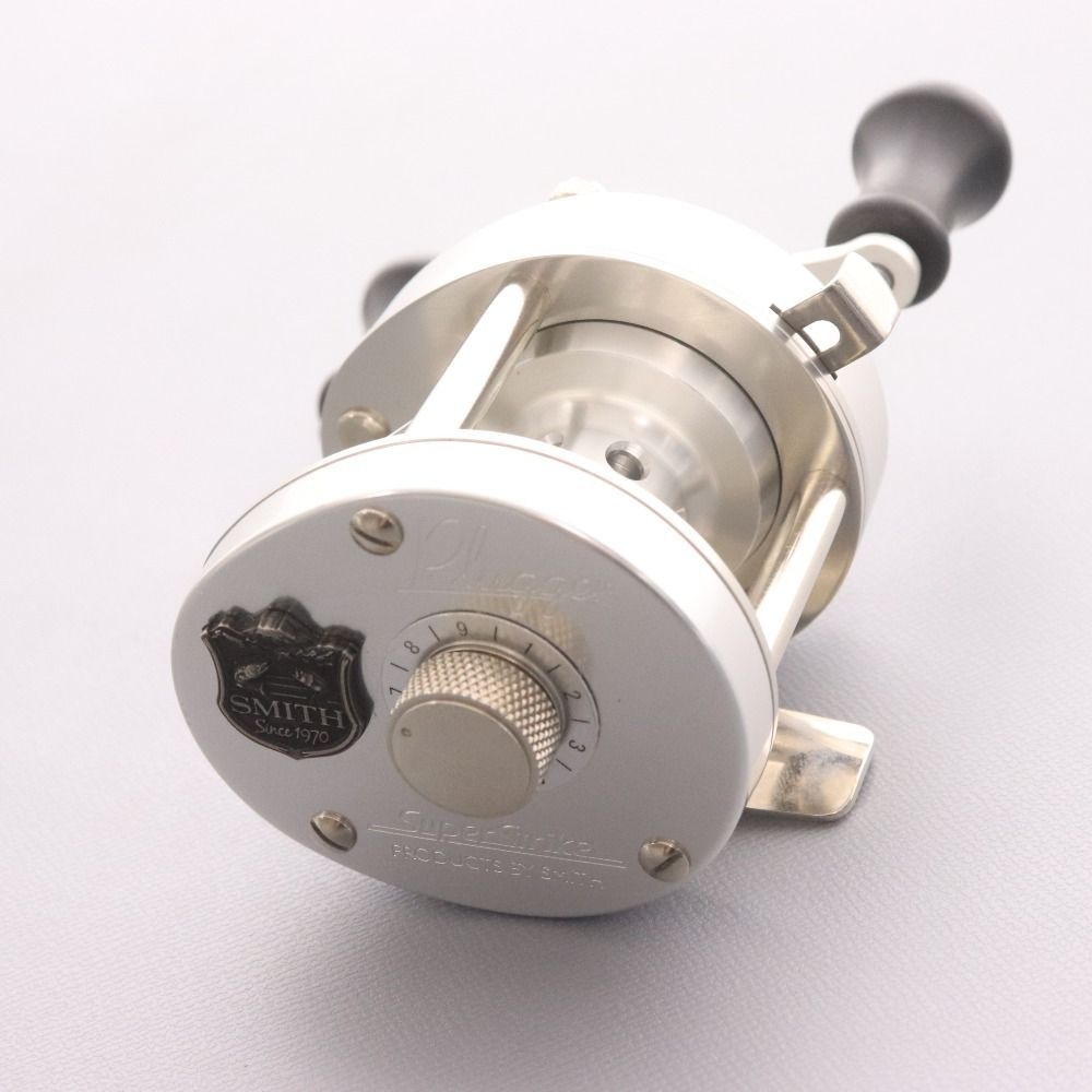 スーパーストライク スミス プラッガー ベイトキャスティングリール プラッガー21 右ハンドル Smith50th シルバー き