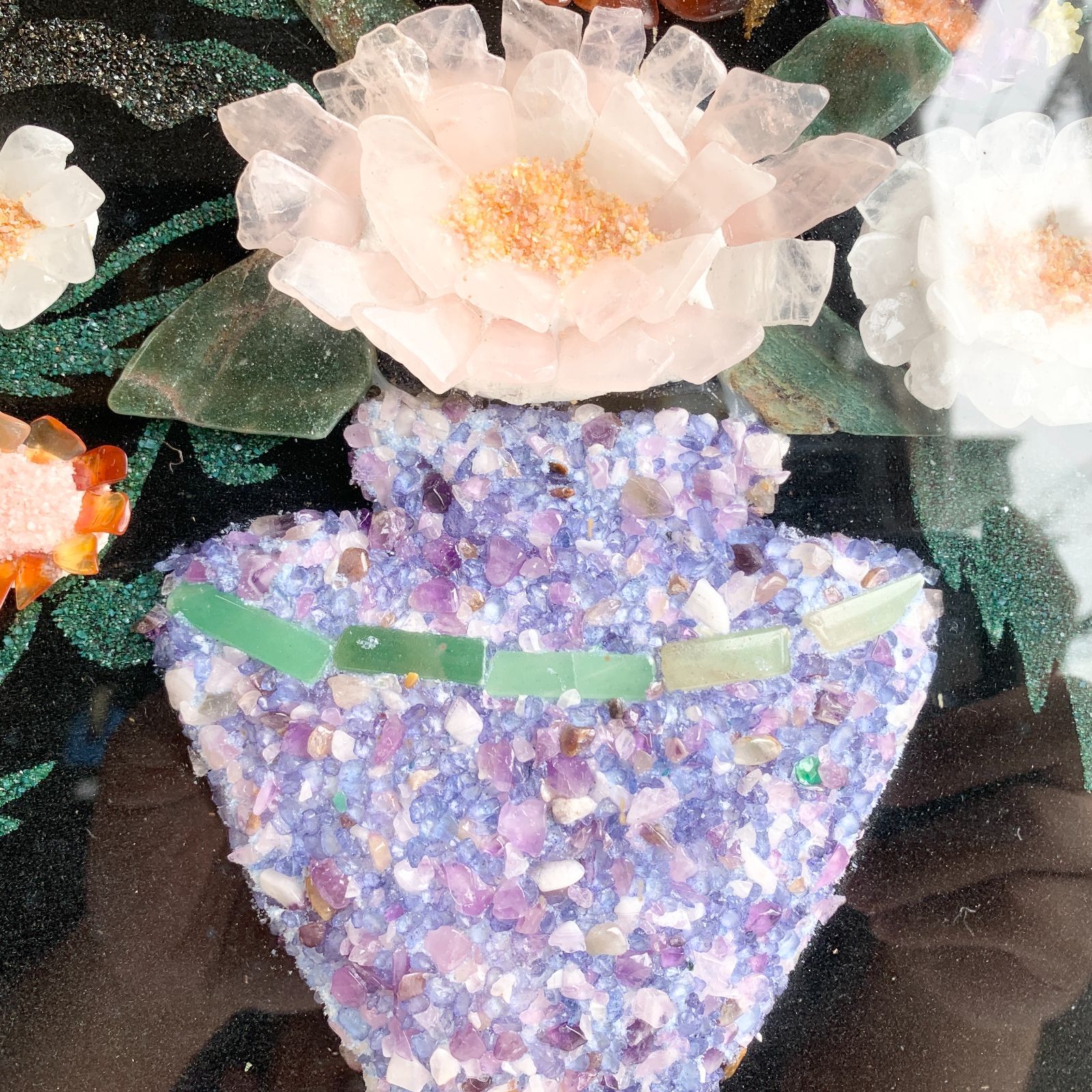 【極美品】天然石 宝石画 ストーンアート 花瓶の花 額装 立体 縁起物 華やか 宝石画 貴石画 ストーンアート 【花】 額装 ガラス入り額 40，5