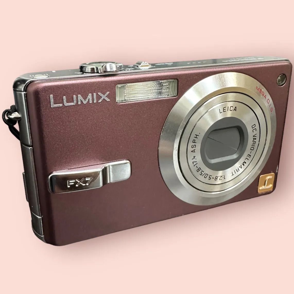 【超美品　フルーセット】品質保証の日本製　MADE IN JAPAN Panasonic LUMIX FX DMC-FX7　コンパクトデジタルカメラ