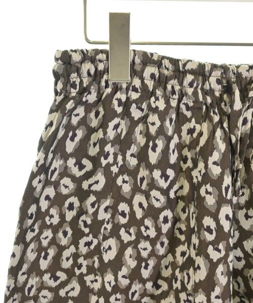 クロップドパンツ