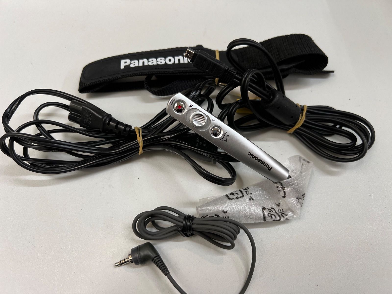 O6-12】◇ Panasonic / パナソニック デジタルビデオカメラ NV-GS5