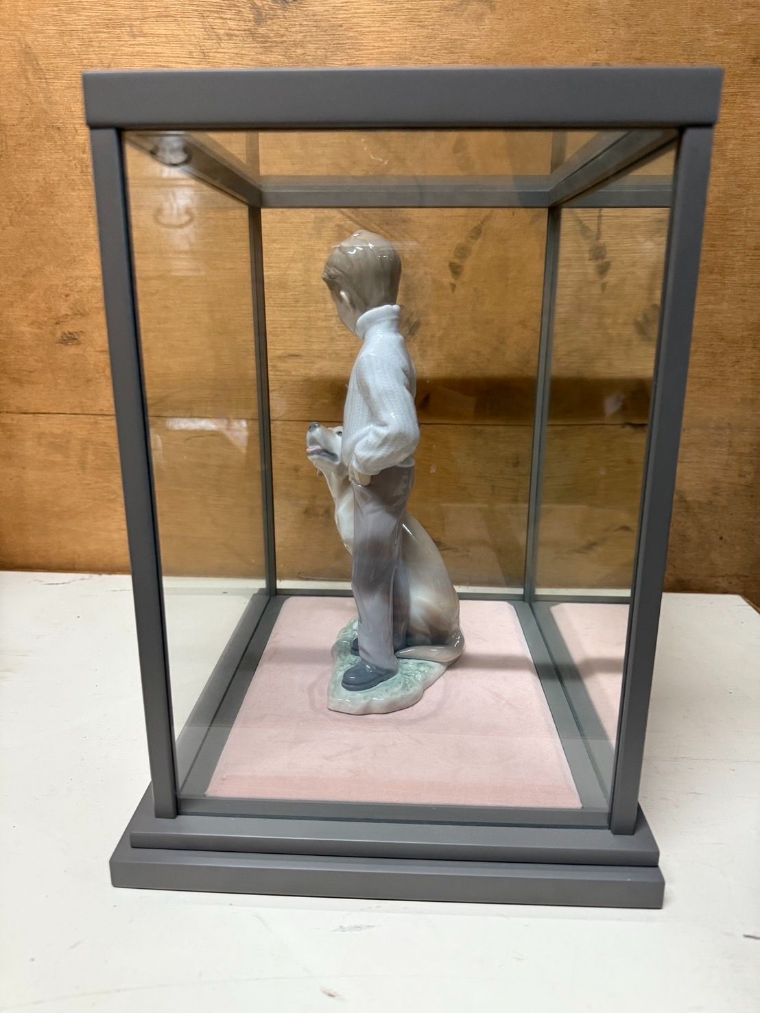 人形】リヤドロ 僕の親友 6902 フィギュリン ガラスケース 箱なし 陶器