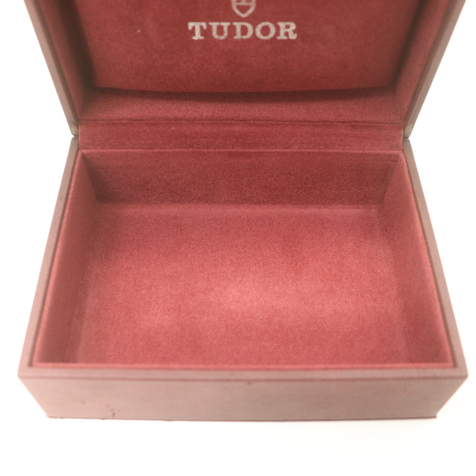 TUDOR チュードル　腕時計　空箱 27-7_a93ad1ef-db03-4fa2-9043-