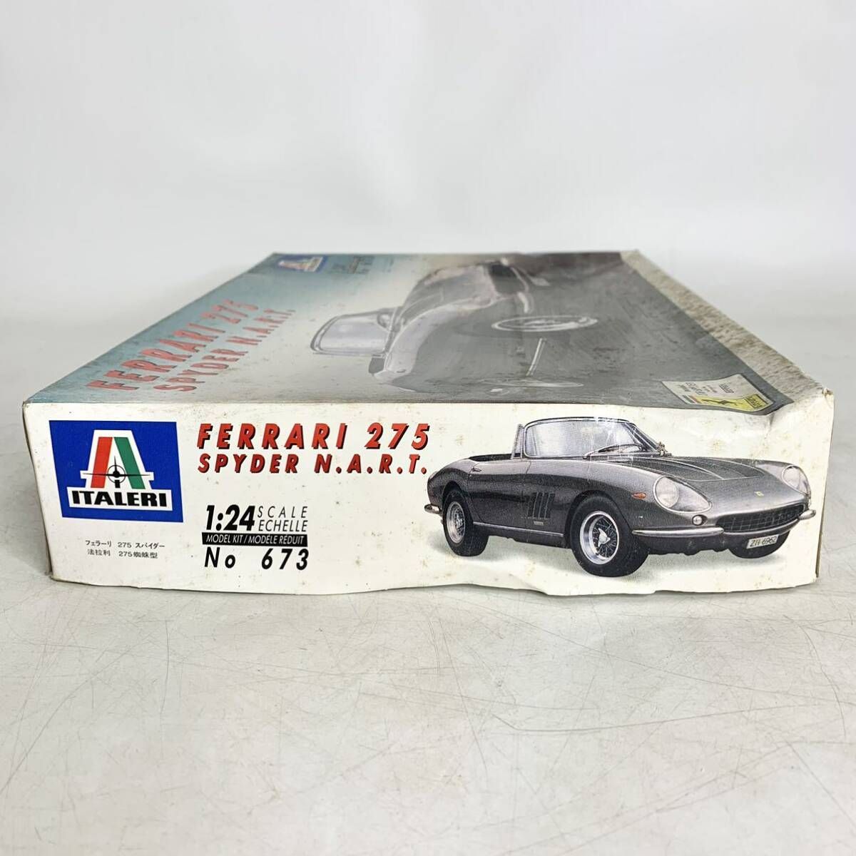 未組立 ITALERI イタレリ 1/24 フェラーリ 275 スパイダー Ferrari spider N.A.R.T. プラモデル No.673 現状品