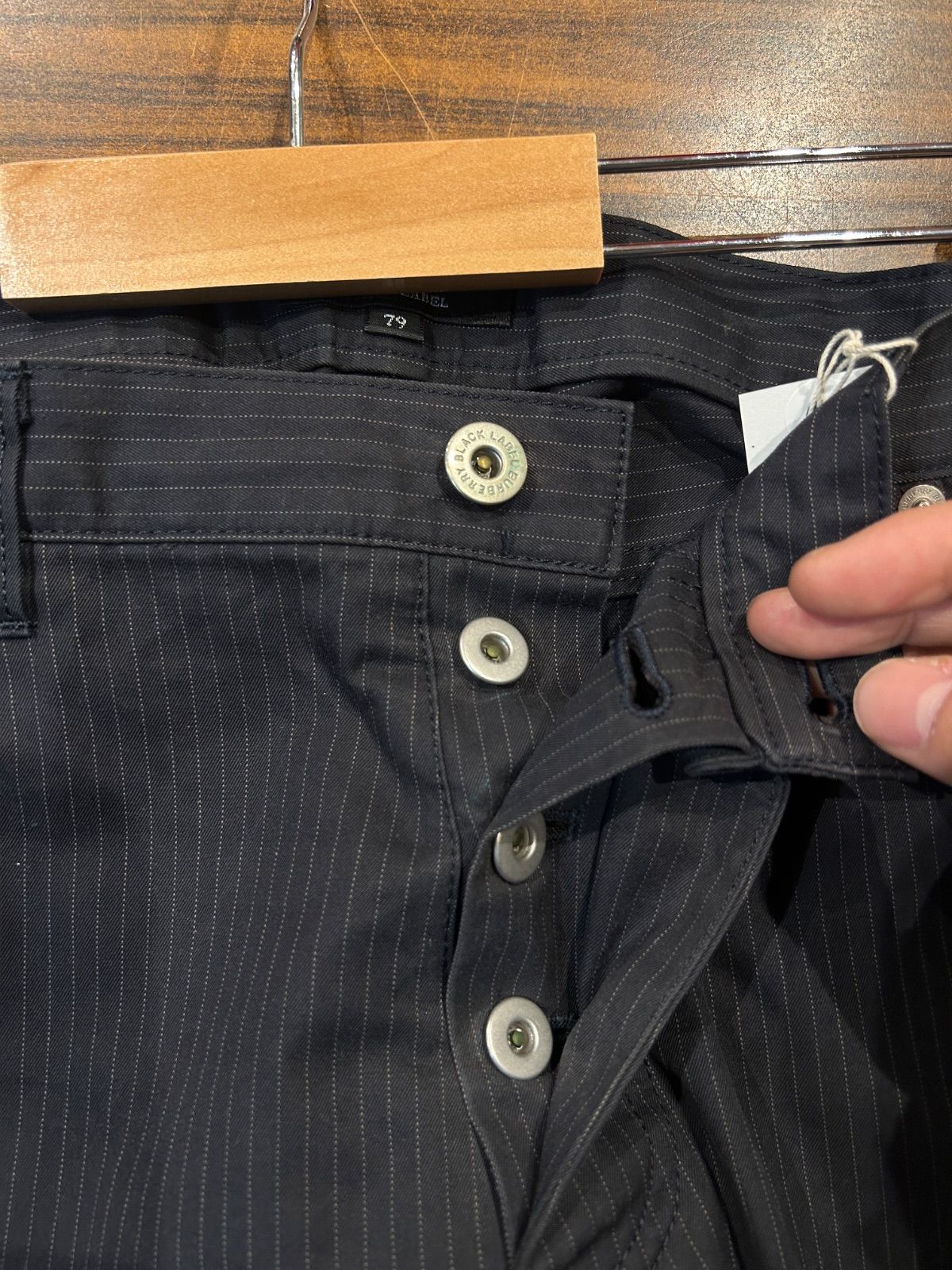 BURBERRY ストライプ柄パンツ 4Y 3021005002209402_01_985.jpeg