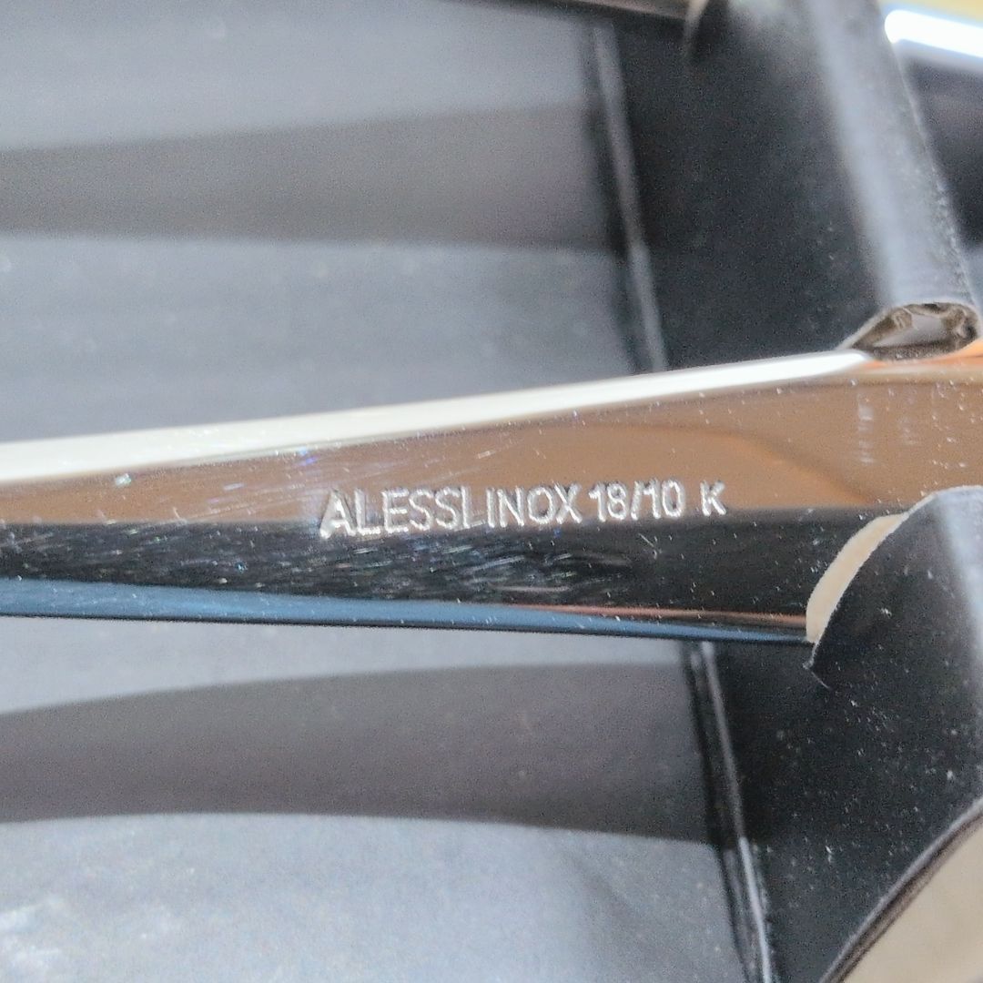  ALESSI アレッシィ ヌーヴォ ミラノ Nuovo Milano カトラリー セット スプーン ナイフ フォーク ステンレス 18-10 4本 食器セット 食器