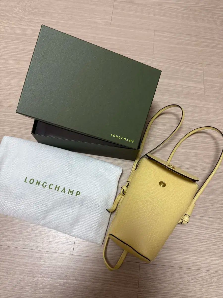 ロンシャン 携帯 ホルダー ショルダーバッグ 黄色 フルセット