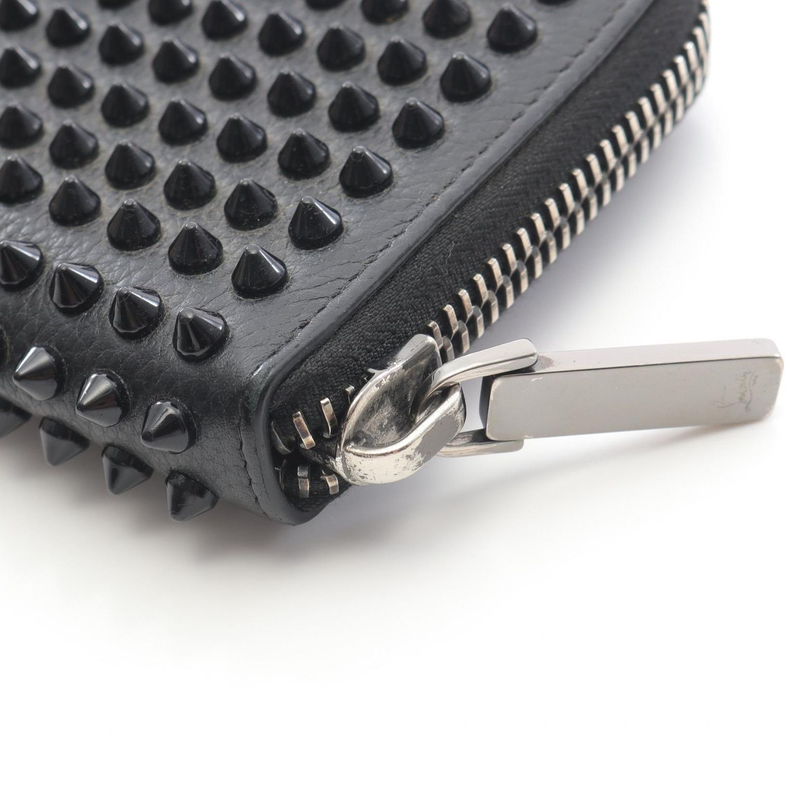 【美品】 ルブタン オーガナイザー スパイク パネトーネ 長財布 ブラック 美品】 ルブタン オーガナイザー スパイク パネトーネ 長財布 ブラック