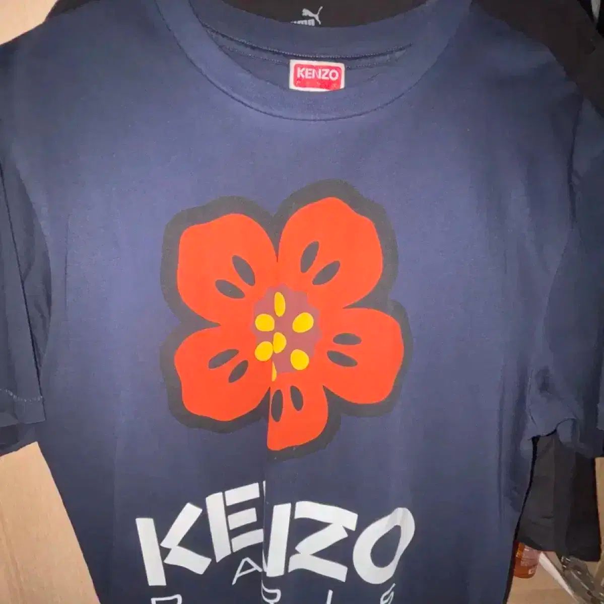 【KENZO】ボケ フラワー クラシック マンツーマンT/追跡可能 KENZO PARIS 'BOKE FLOWER CLASSIC T-SHIRT'Tシャツ ボケ