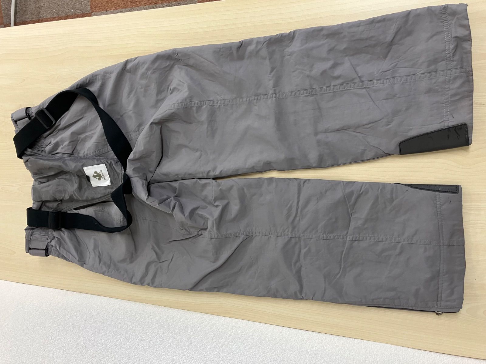 DESCENTE デサント スキーウェア上下 メンズ L チャコールグレー DESCENTE デサント スキーウェア L 上下セット DESCENTE スキーウェア