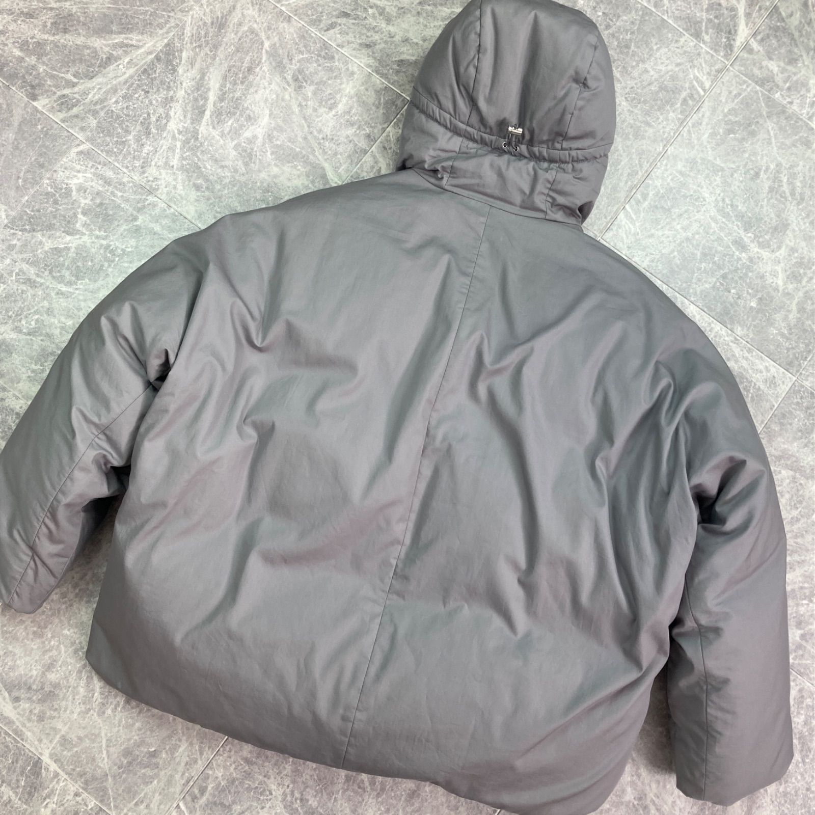 美品#PRADA ダウンジャケット 38グレー 中古・古着通販】PRADA (プラダ) ニットダウンジャケット グレー