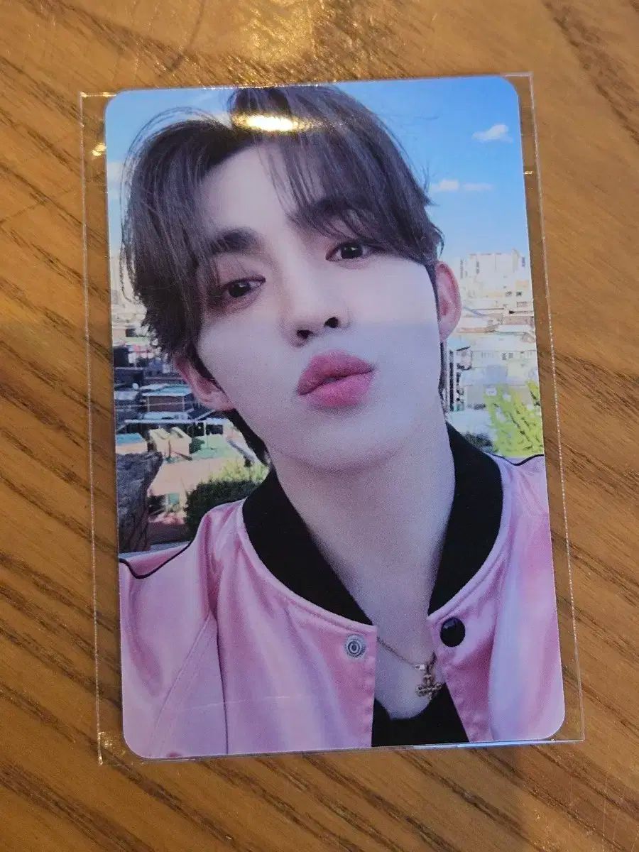 SEVENTEEN エスクプス 10周年 KYOBO 教保文庫 トレカ B SEVENTEEN 10