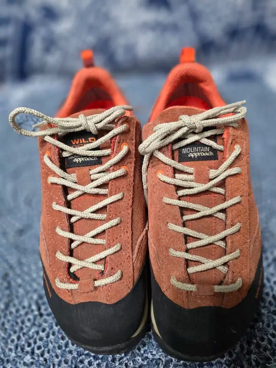 新品 THULE スーリー5781 サイクルスタッカー 自転車 バイクスタッカー