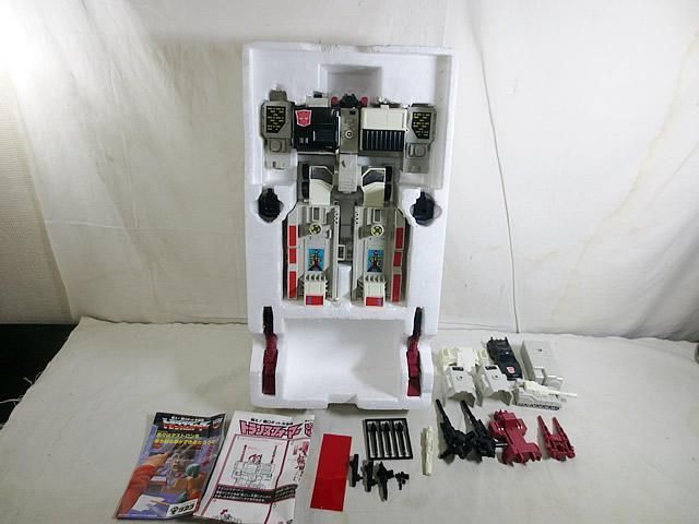 トランスフォーマー　c-70　スクランブルシティ　メトロフレックス　現状品 Yahoo!オークション - 当時物 タカラ トランスフォーマー C-70