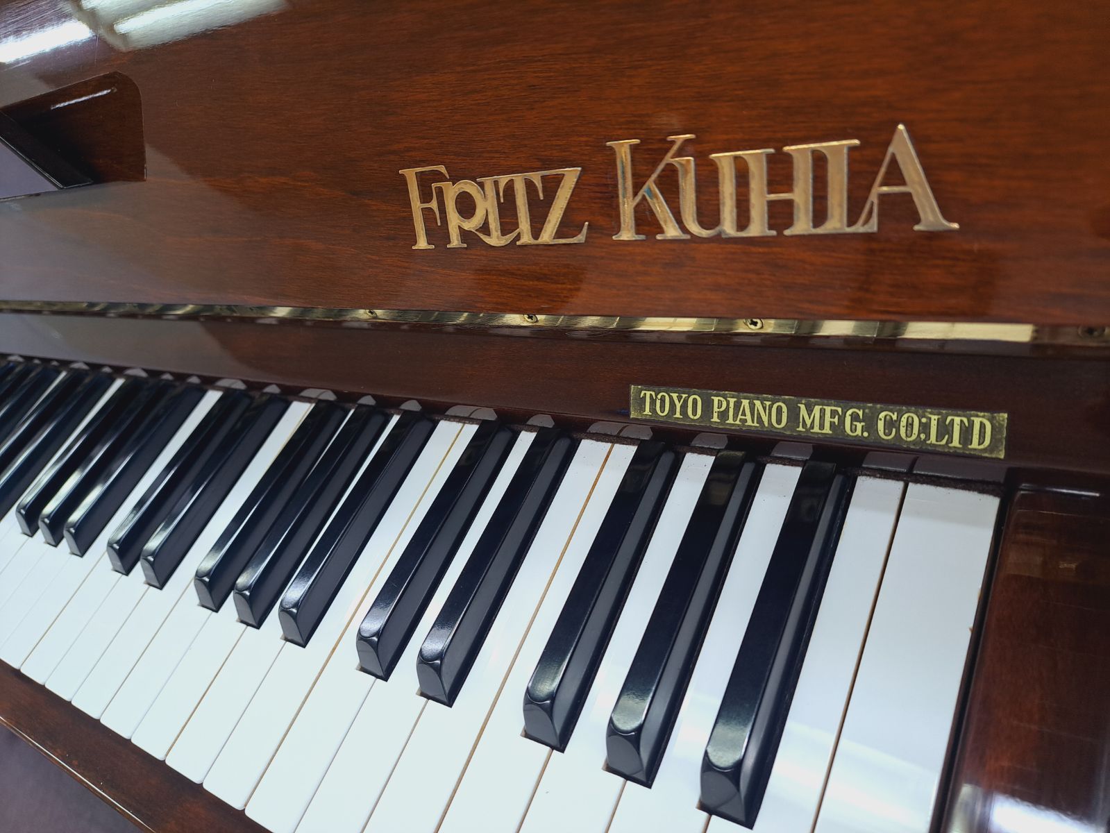 値下げ】アップライトピアノ フリッツクーラー FRITZ KUHLA 東洋