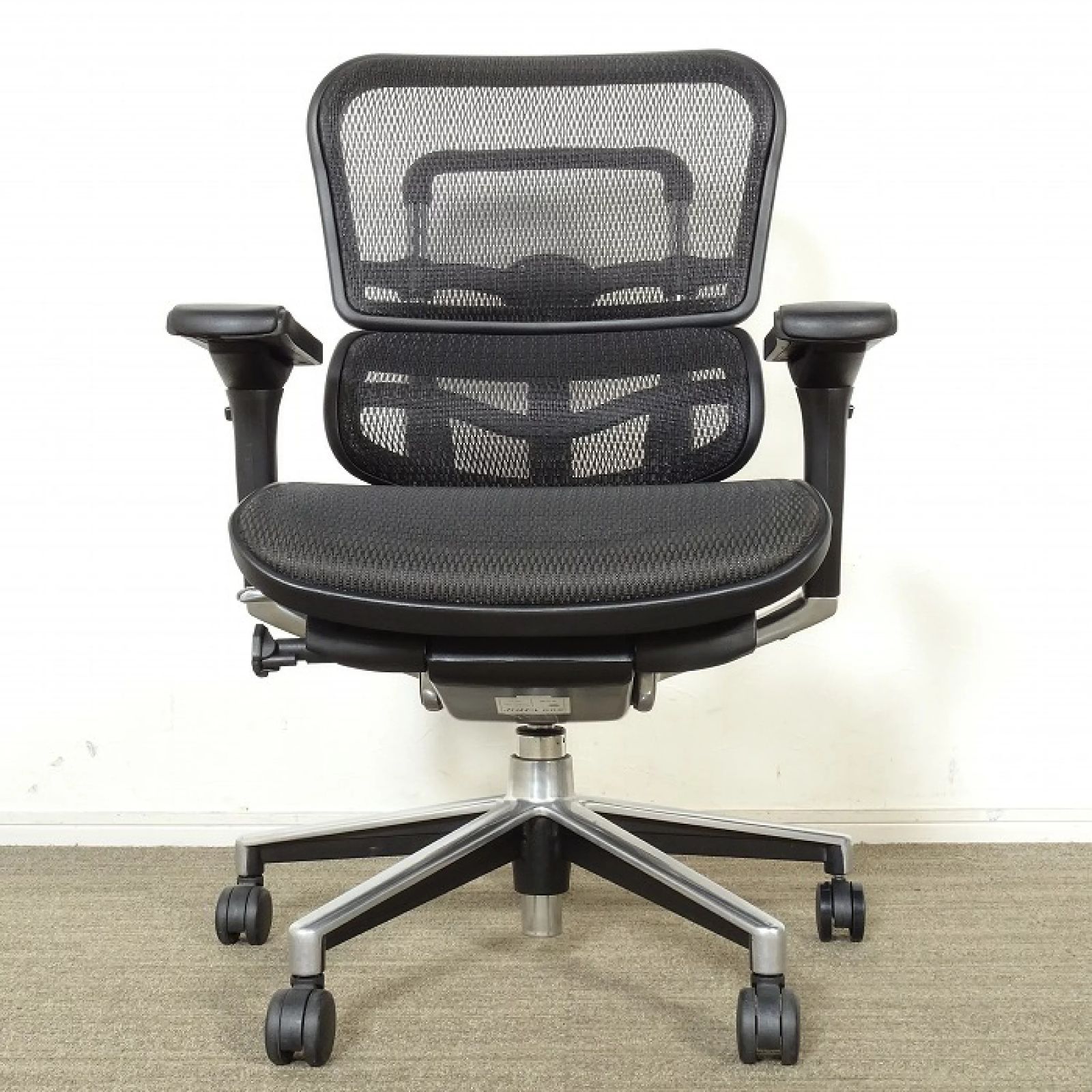 ◾︎SELUNO◾︎ 展示 Ergohuman エルゴヒューマン Basic | ベーシック ワークチェア | ブラック 11万 v693