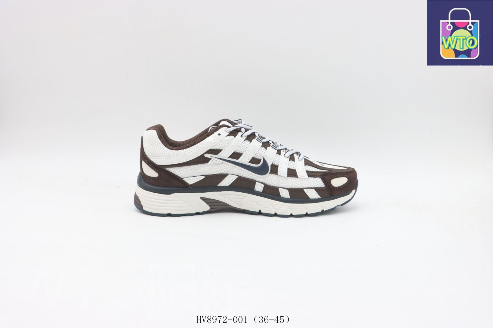 今日 ナイキ Nike ランニングシューズ HV8972-001 白褐色-WTO輸入