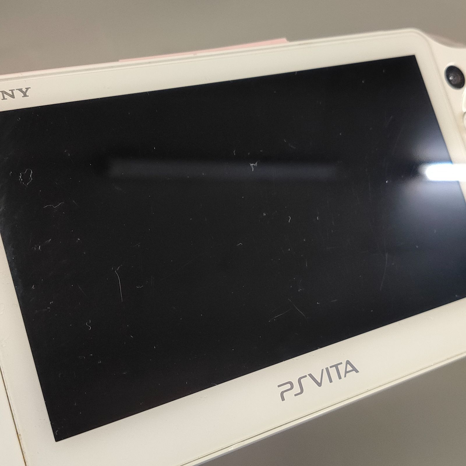 SONY MODEL PCH-2000 動作確認済みです。 SONY (ソニー) PSVITA PCH-2000[PSVITA] 動作確認済み