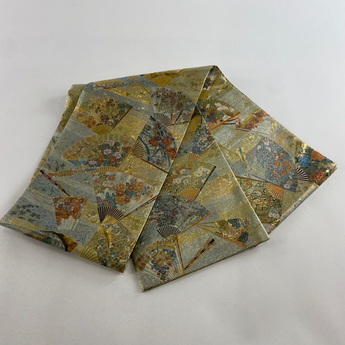 H-648 袋帯 正絹 お太鼓柄 金糸 箔 華模様 花丸模様 扇柄 金 袋帯 名品 琳派三十六華扇 金糸 箔 金色 お太鼓柄 正絹 【中古