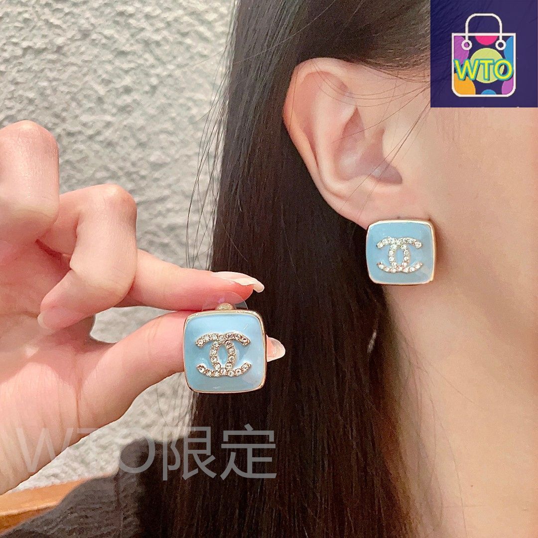 今日WTO】Chanel ヴィンテージ ダブル C ピアス 送料無料！在庫