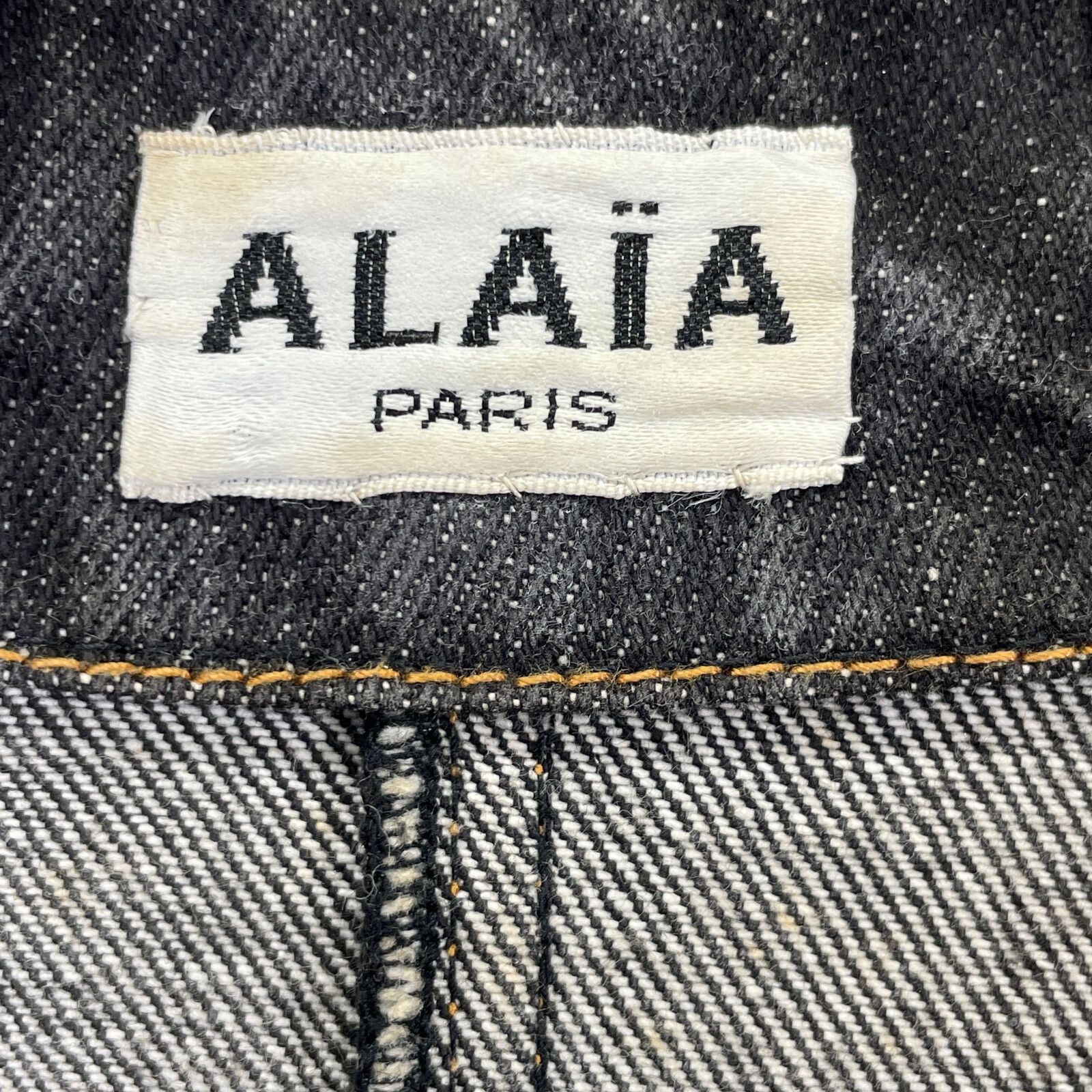 ALAIA アライア