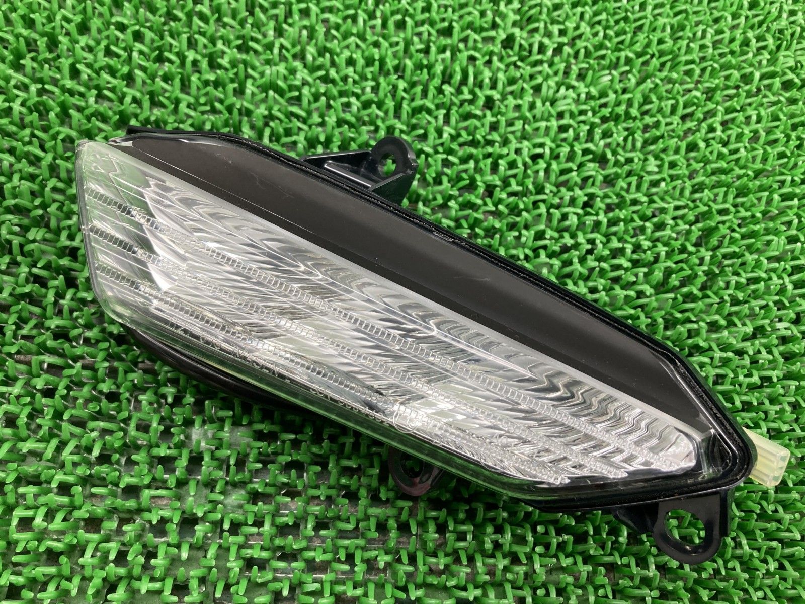 GL1800 フロントウインカー 左 1142-486 ホンダ 純正 中古 SC79 ゴールドウイング 大陸弾道ツアラー コンディション良好 Ae GL1800 フロントウインカー 左 1142-486 ホンダ 純正 中古 SC79