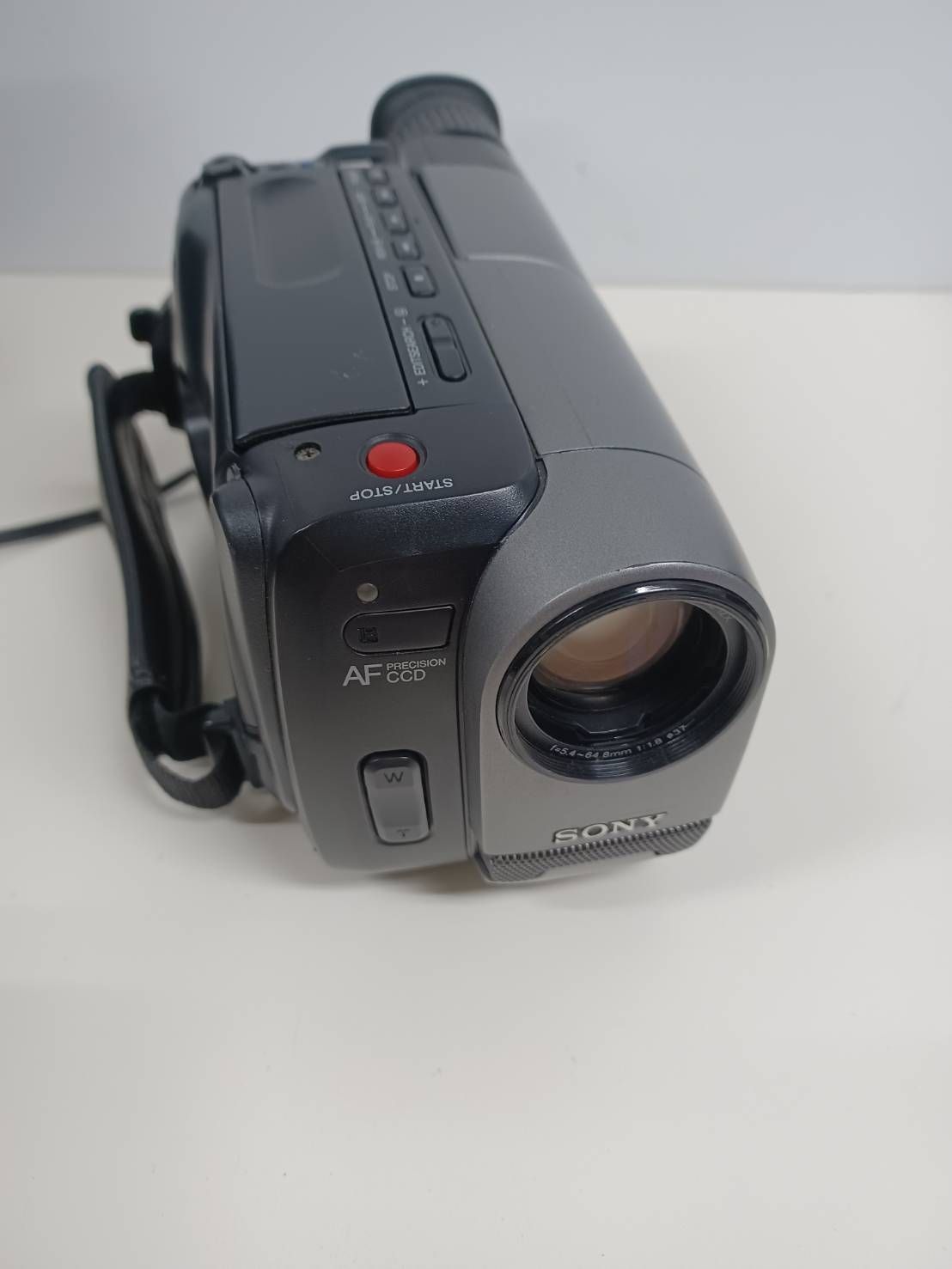 【ジャンク品】SONY Video8 CCD-TRV21E PAL ビデオカメラ