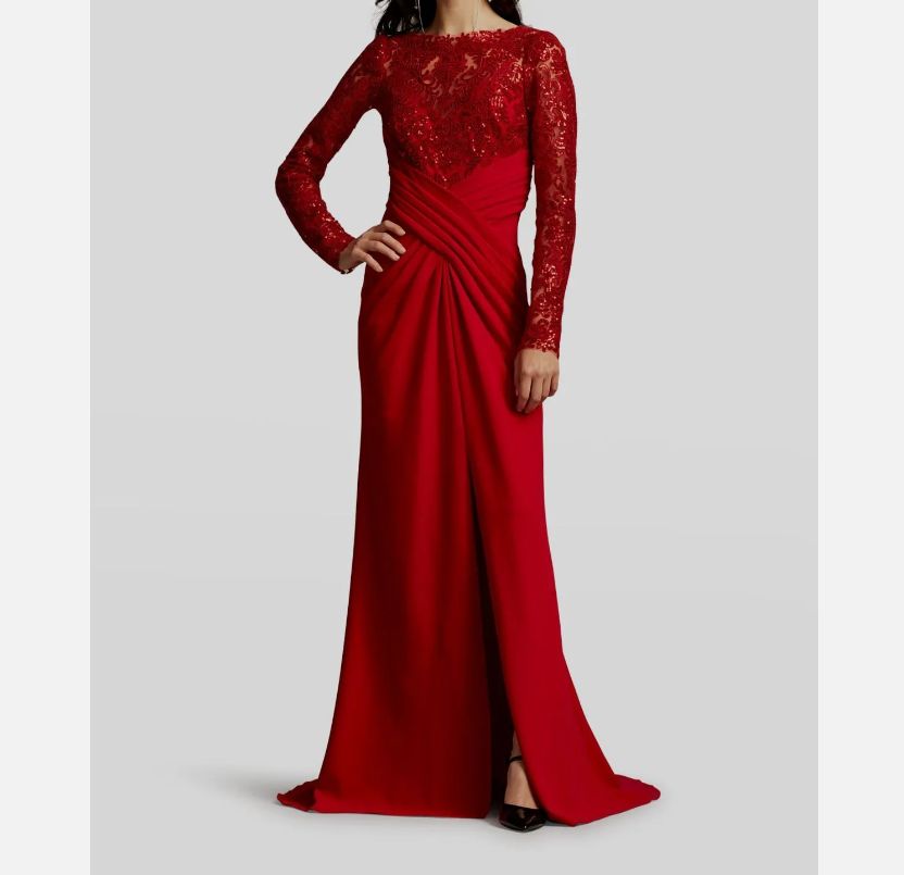 【新品】タダシショウジ US2 美しいロイヤルレッドのロングレースドレス 新品】タダシショウジ US2 美しいロイヤルレッドのロングレースドレス