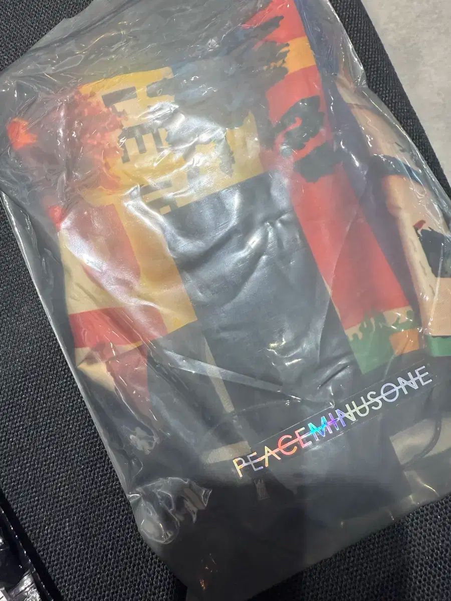 PEACEMINUSONE ピースマイナスワン