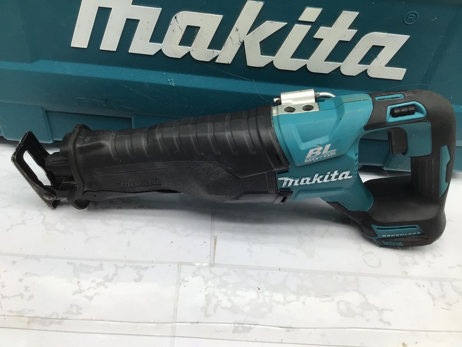 品 Makita マキタ 14.4V充電式レシプロソー 本体のみ ケース JR147DZK ITAE9NWNC93W エコツール笠寺店 M02
