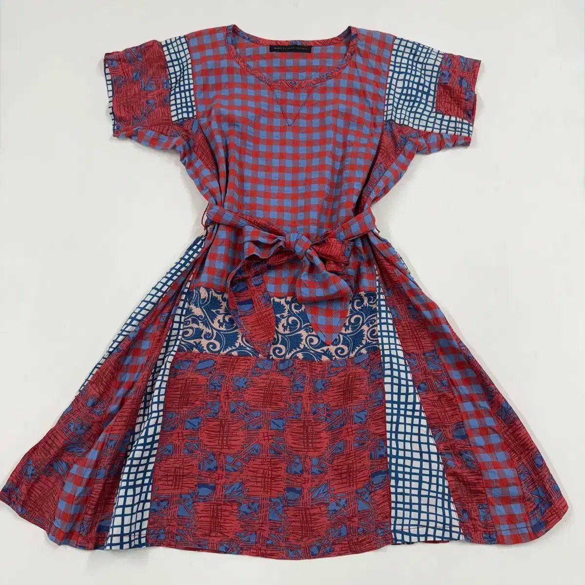【美品】マークジェイコブス Aラインワンピース M 美品】マークジェイコブス デザイン♡ワンピース シルク100