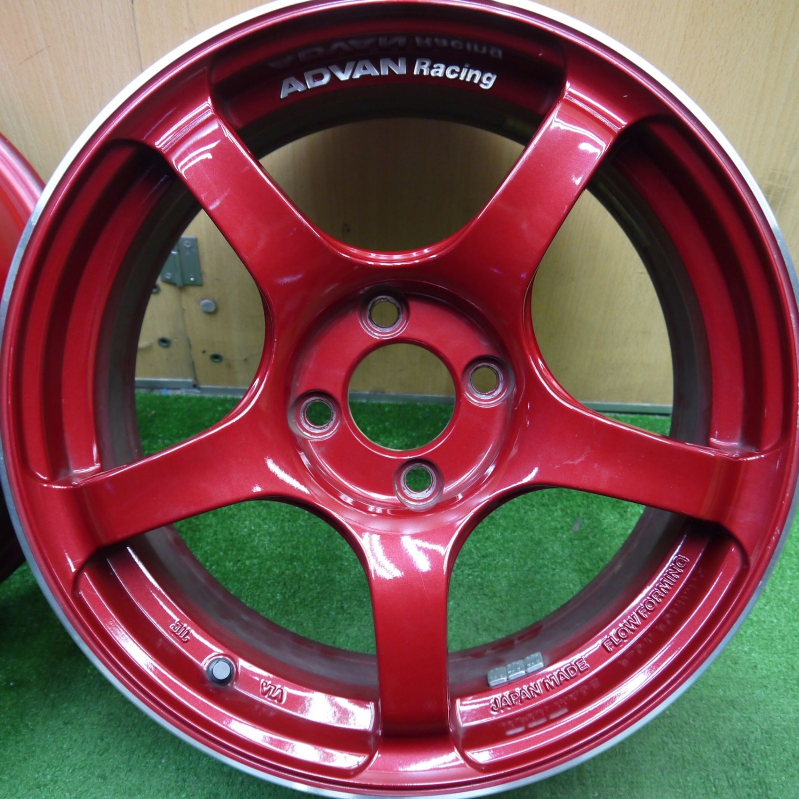 16×6.5J PCD100|4H