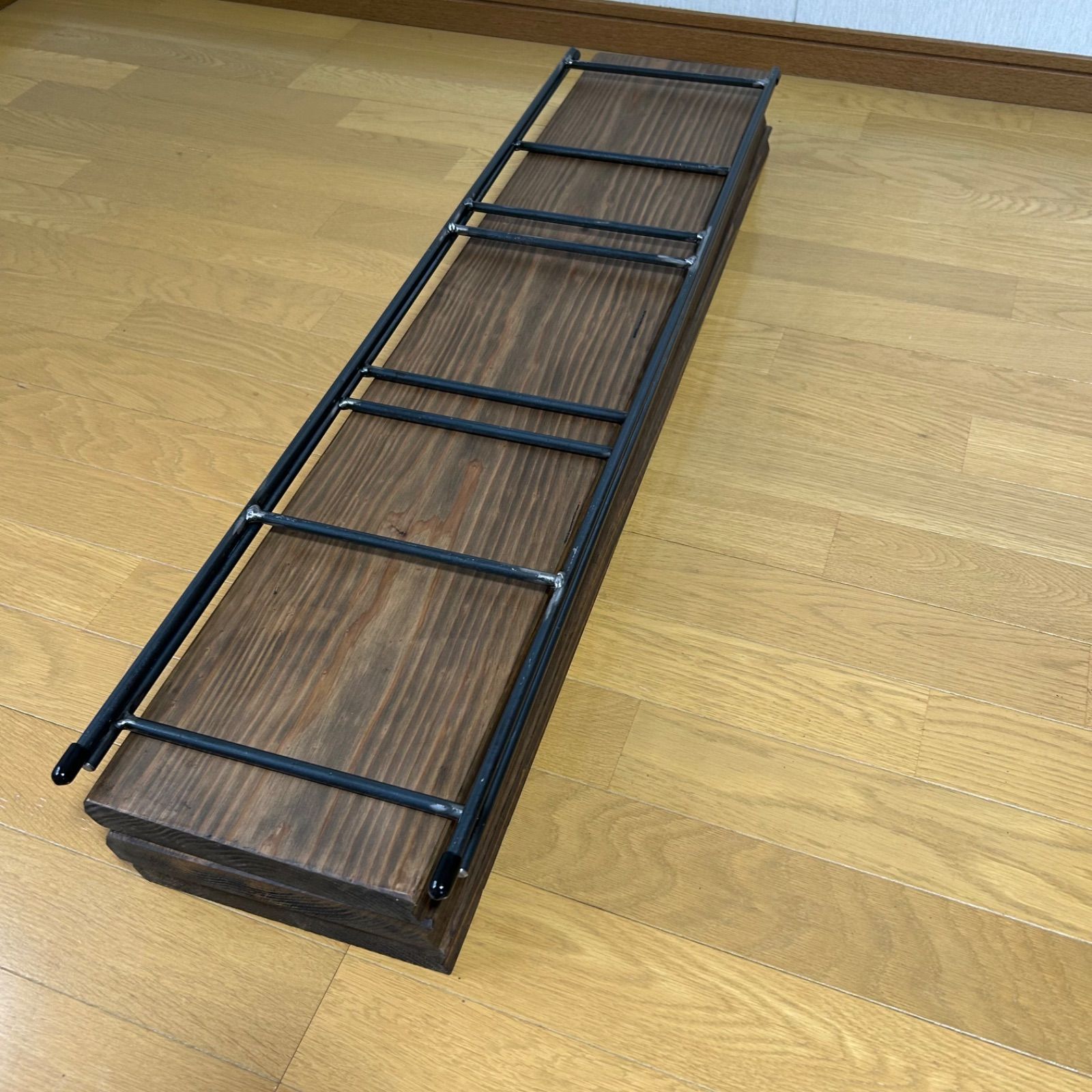 【カフェ板×アイアン】3段シェルフ｜古材風ジャコビーン仕上げ カフェ板×アイアン】3段シェルフ｜古材風ジャコビーン仕上げ