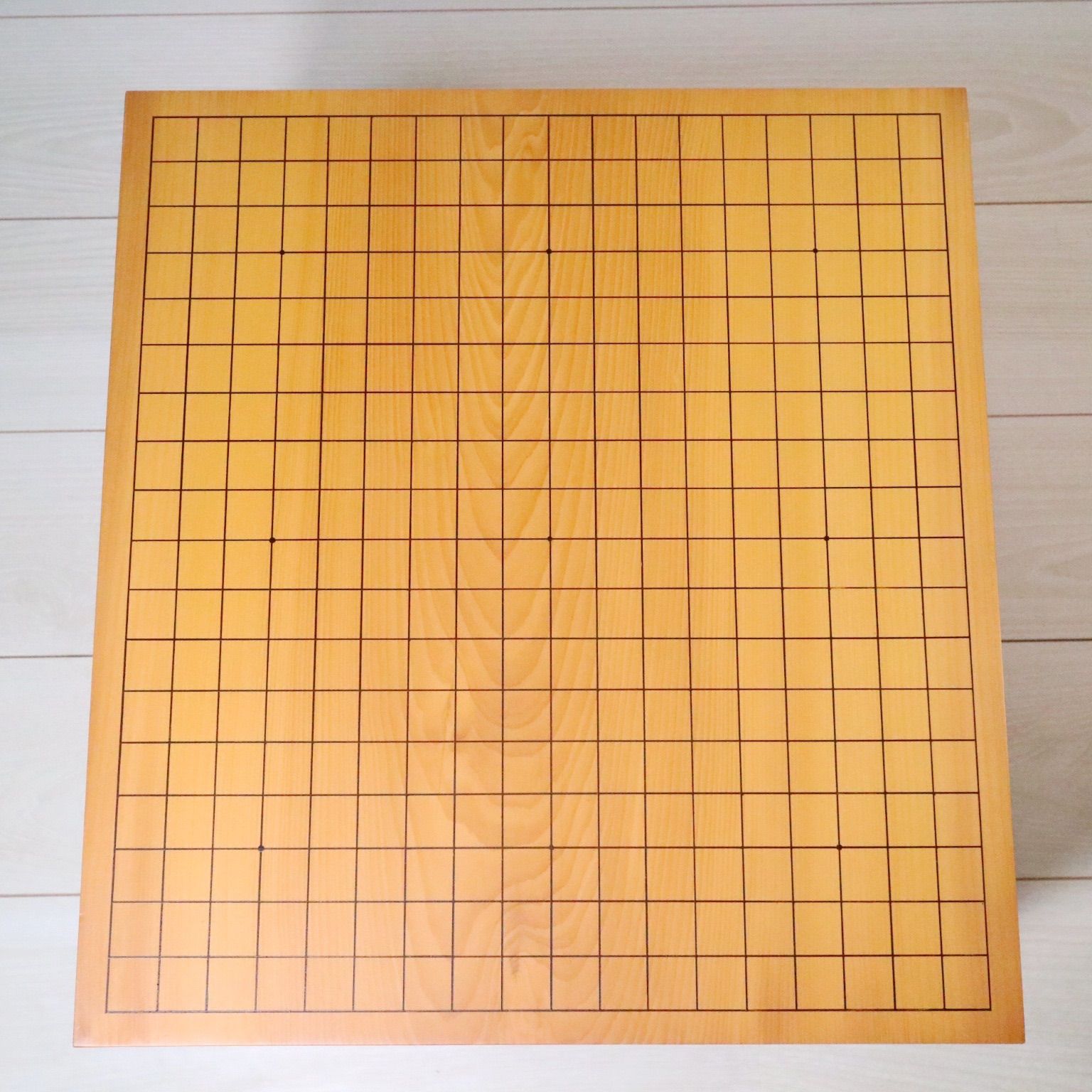 美品☆　碁盤 榧 板目 五寸七分 足付 脚付碁盤 美品】 碁盤 榧 板目 五寸七分 足付 脚付碁盤 幅45.5cm/盤厚17.3