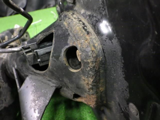 アクア DAA-NHP10 RアクスルビームASSY 42110-52332 9151 FFCRYSTALESIA_COM