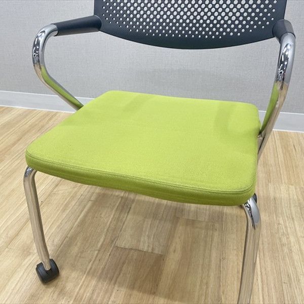 キャスター付 会議椅子