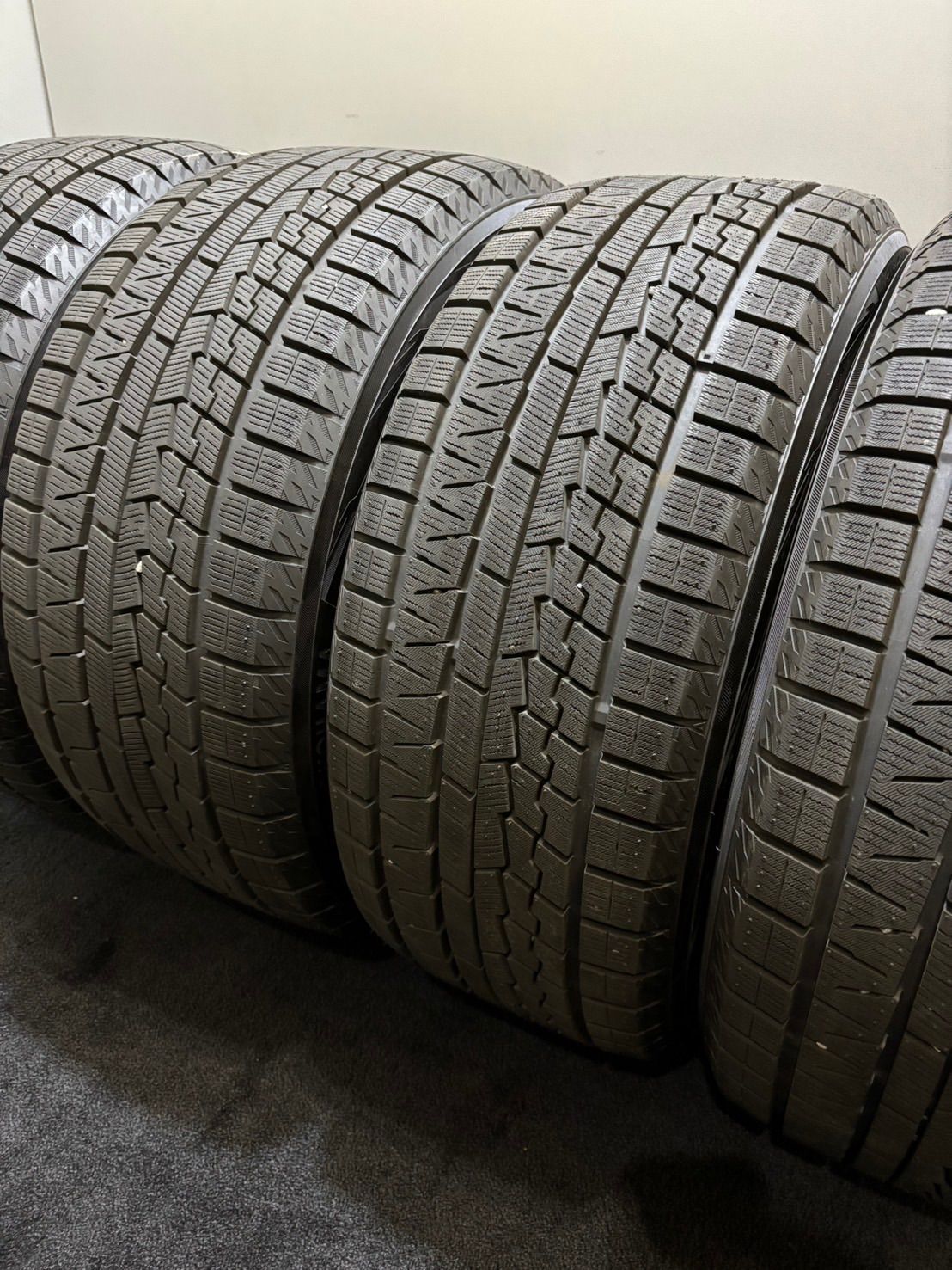 手渡し希望　225/40R18 スタッドレスタイヤ　ヨコハマiceGUARD 手渡し希望225/40R18 スタッドレスタイヤヨコハマiceGUARD