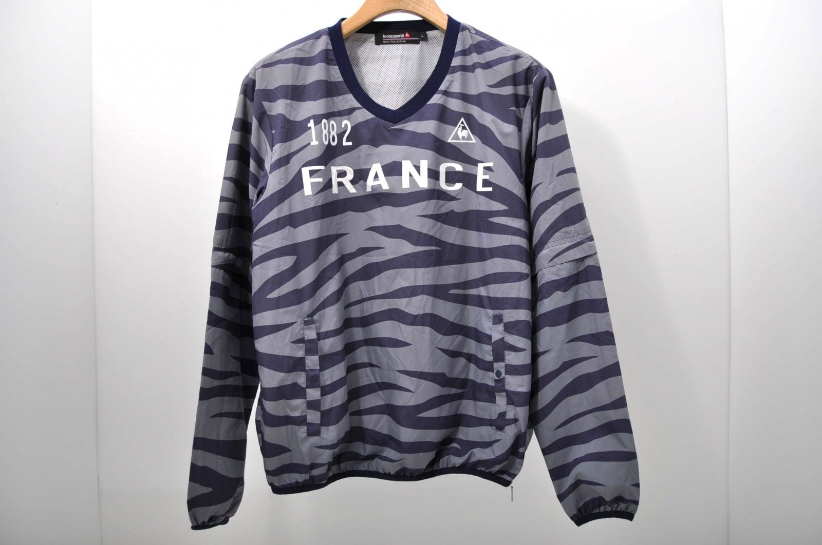 le coq sportif - coco 中古 ルコックスポルティフ le coq sportif メンズ ジャケット L 紺×グレー 長袖Vネックプルオーバー 2WAY  ゼブラ柄 メンズ ルコックスポルティフ le coq sportif ジャケット L 紺