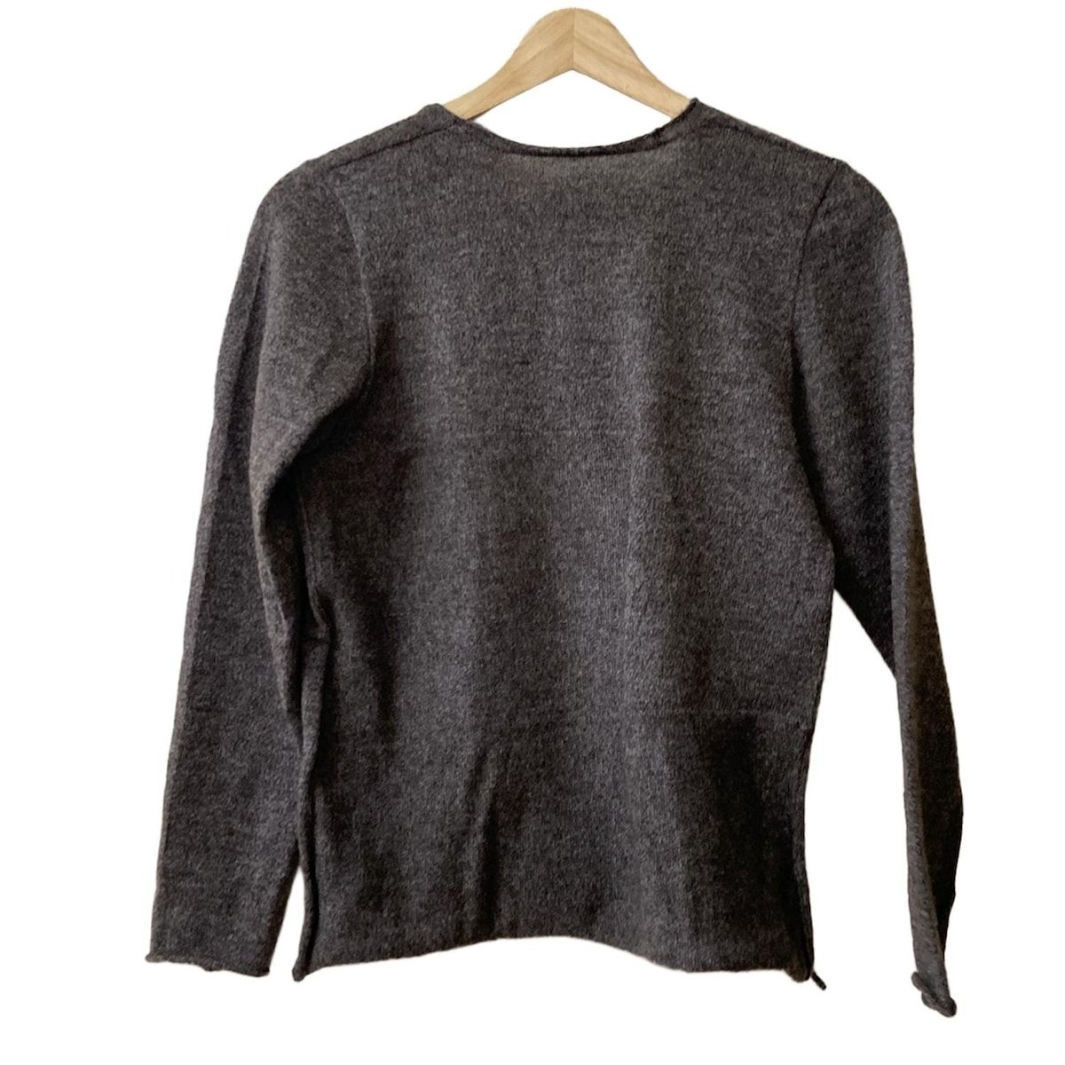 - ダークグレー