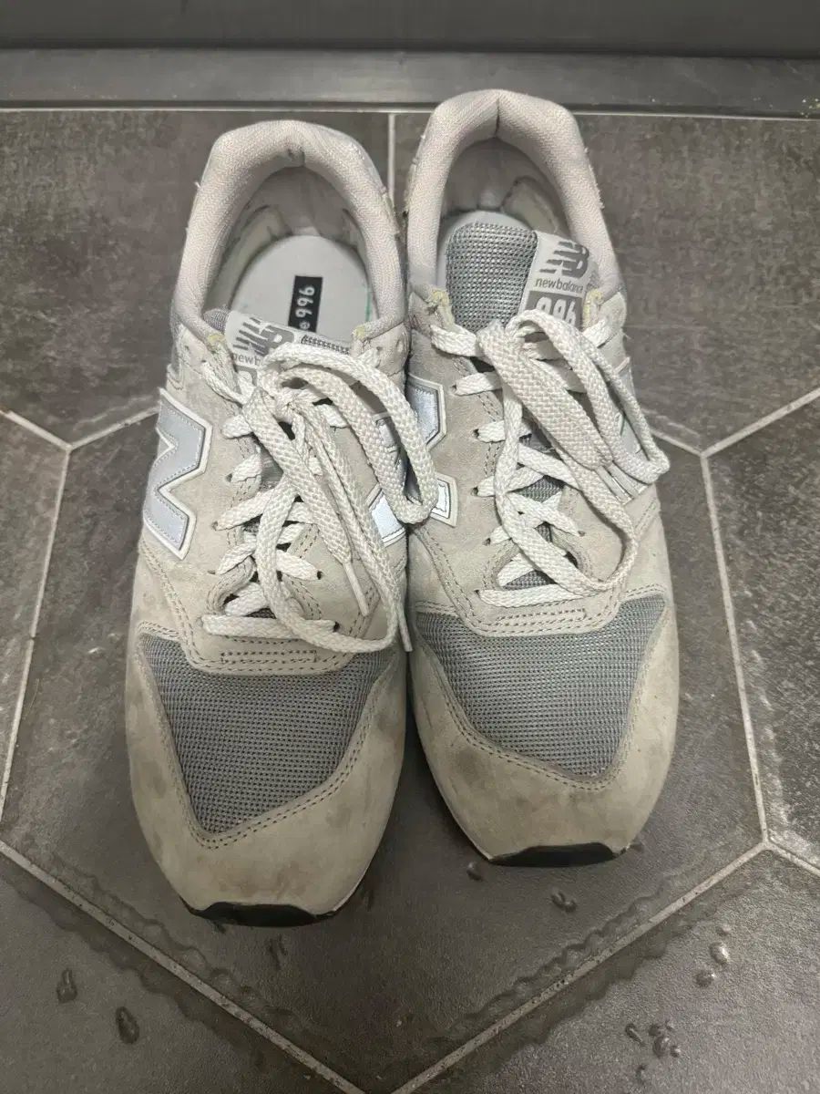 野田洋次郎着用 ジョンローレンスサリバン ボンテージパンツ